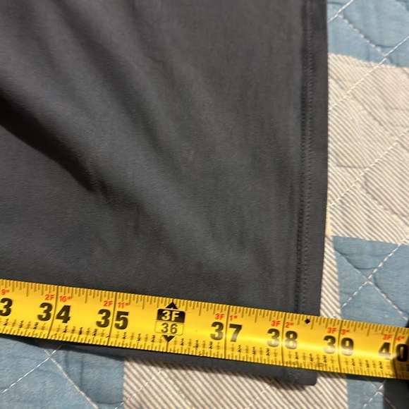 NWT Michael Stars  V neck, criss-cross strap detail at the back. - Picture 8 of 13